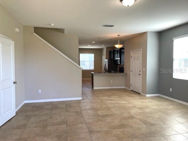 BAYTOWN SQUARE - Residential Lease