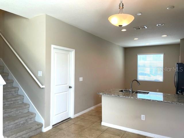 BAYTOWN SQUARE - Residential Lease