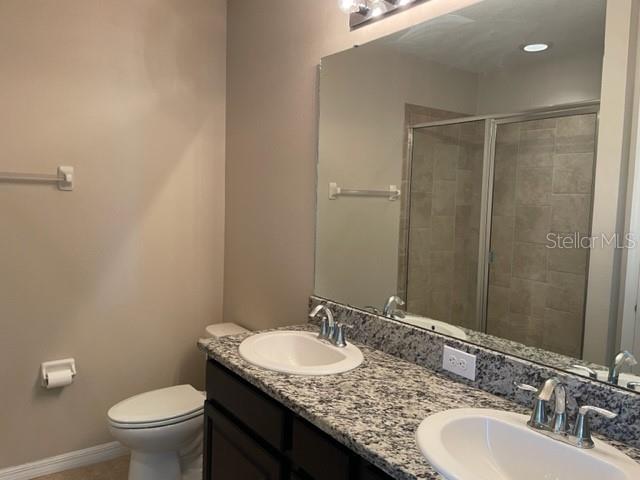 BAYTOWN SQUARE - Residential Lease