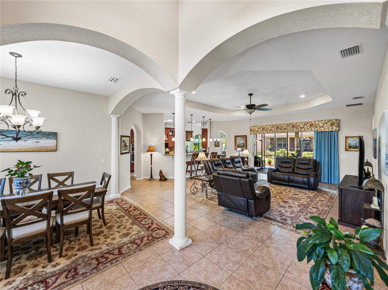 4433 VENTANA LANE