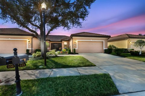 332 BLUEWATER FALLS COURT APOLLO BEACH FL 33572