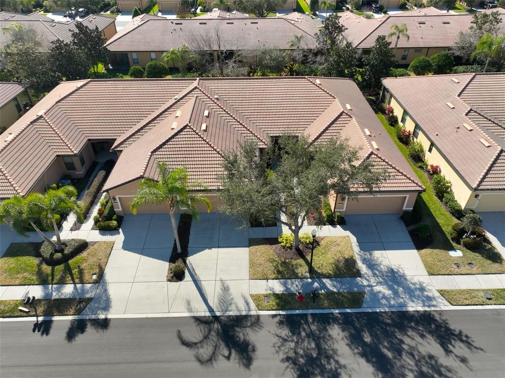 Photo of 332 Bluewater Falls Court, Apollo Beach, FL 33572 (MLS # TB8473578)