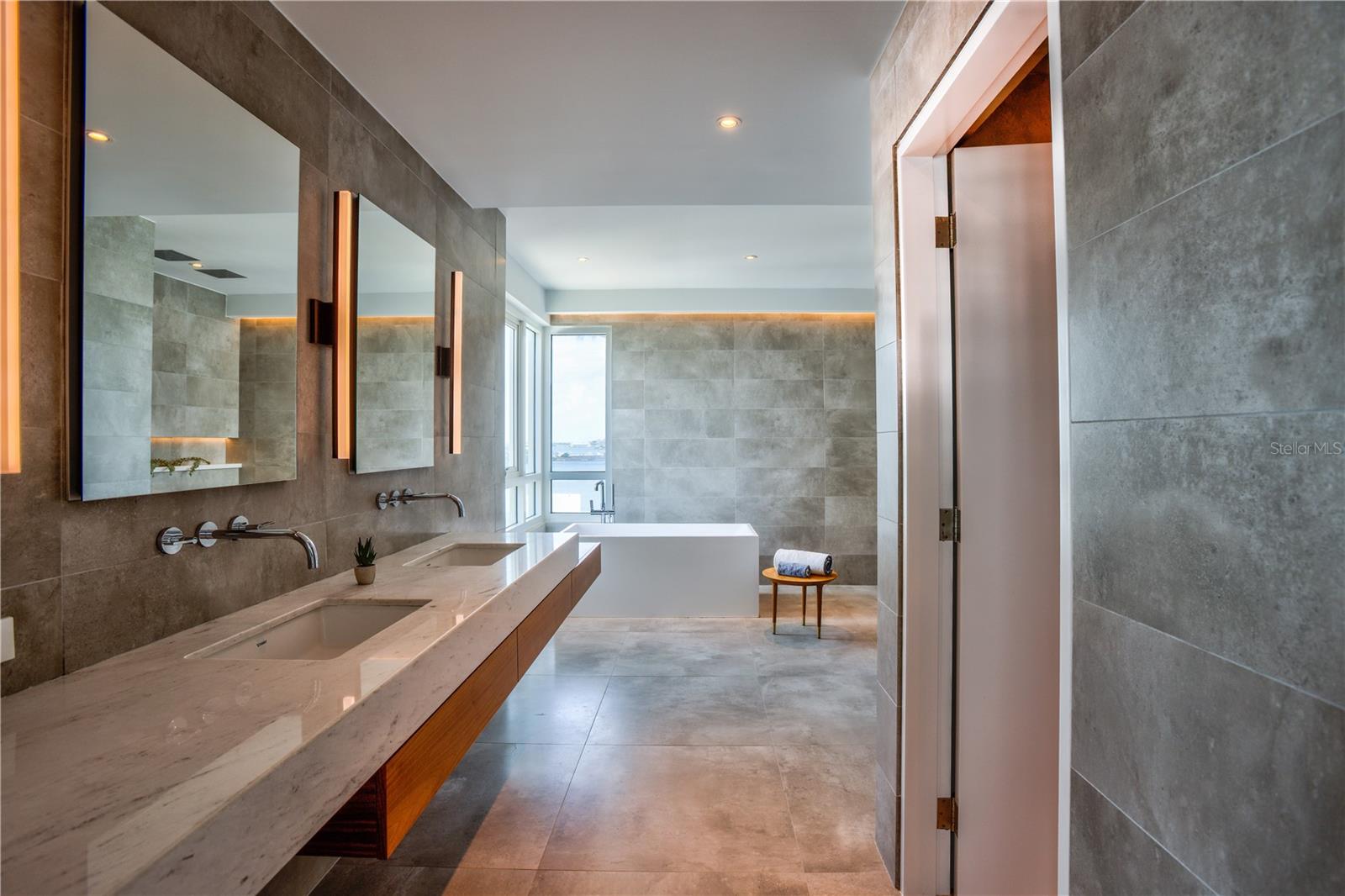 CONDADO - Residential