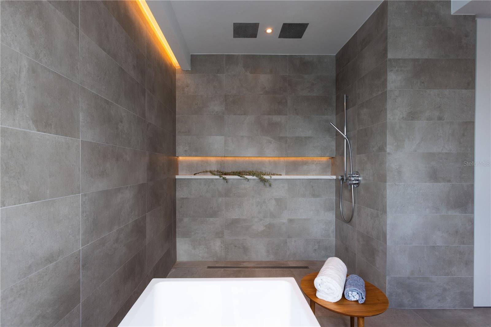 CONDADO - Residential