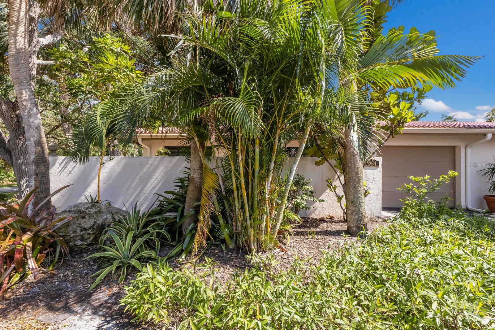 3601 QUAIL HOLLOW LANE