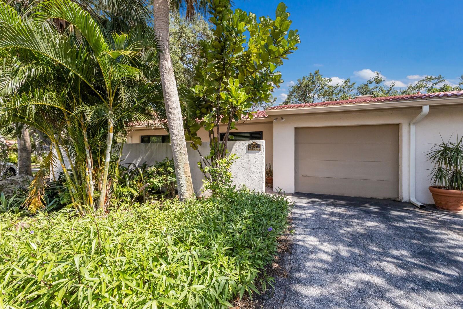3601 QUAIL HOLLOW LANE