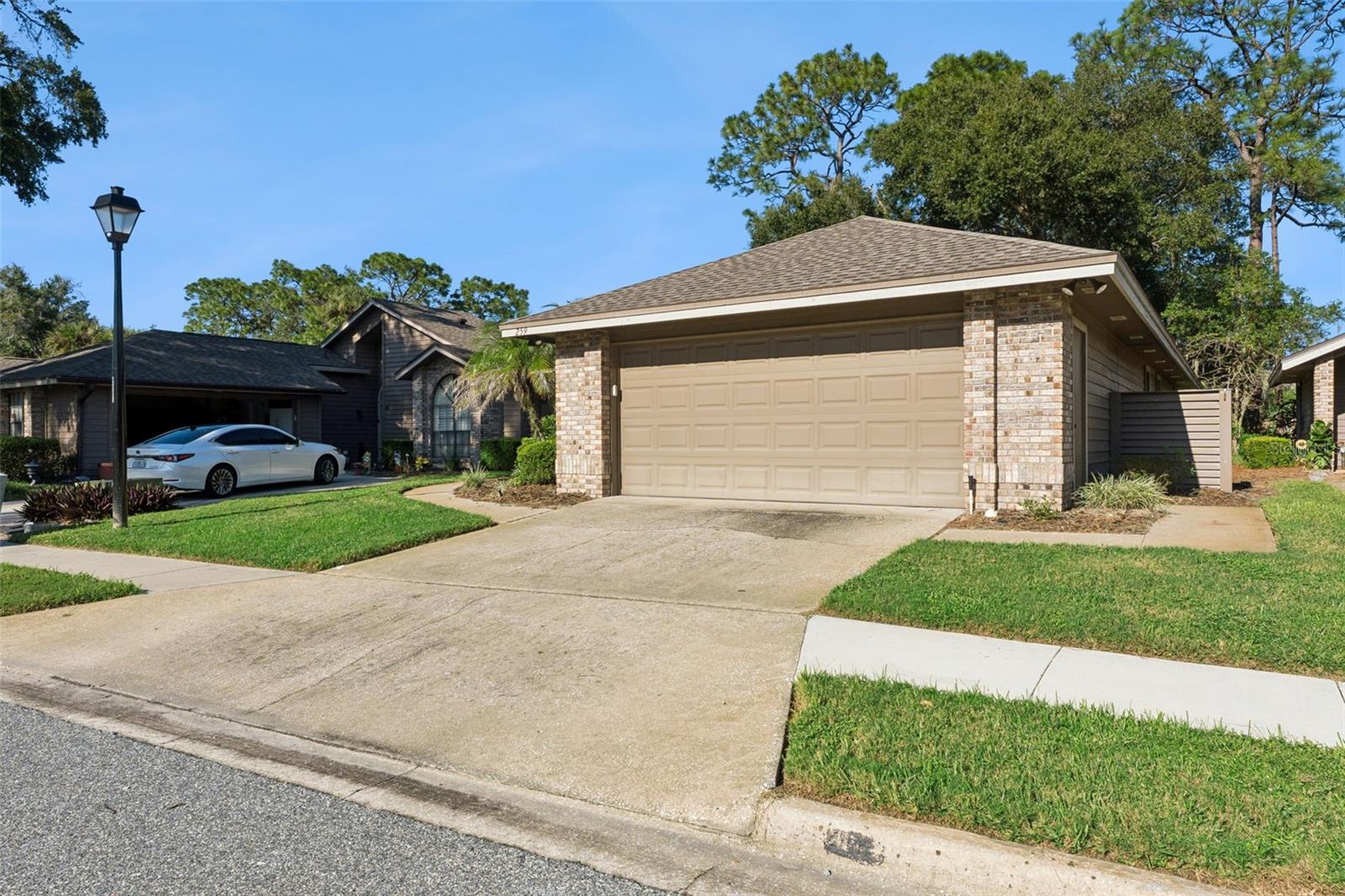 259 W SABAL PALM PLACE