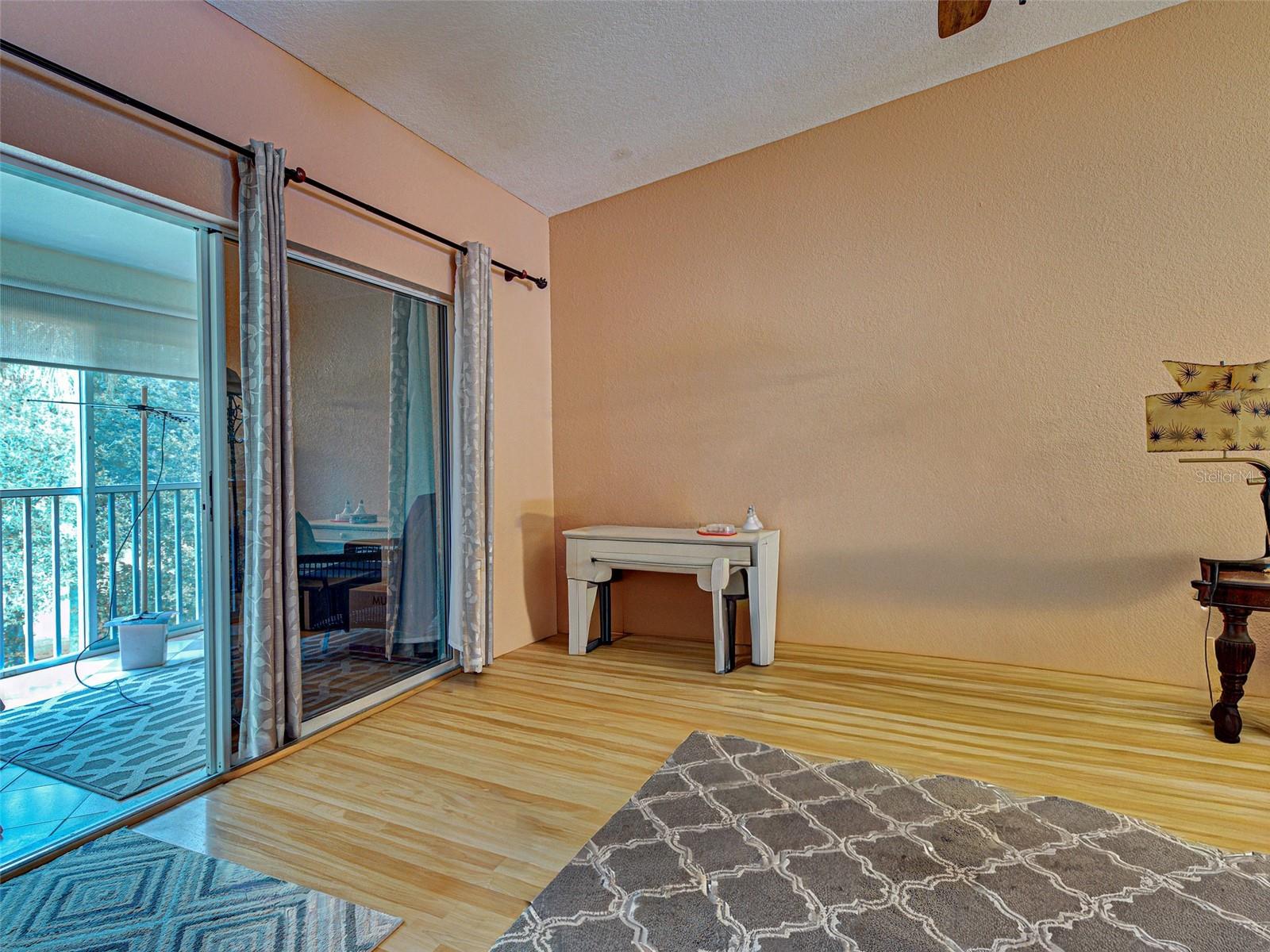 COCOPLUM - Residential