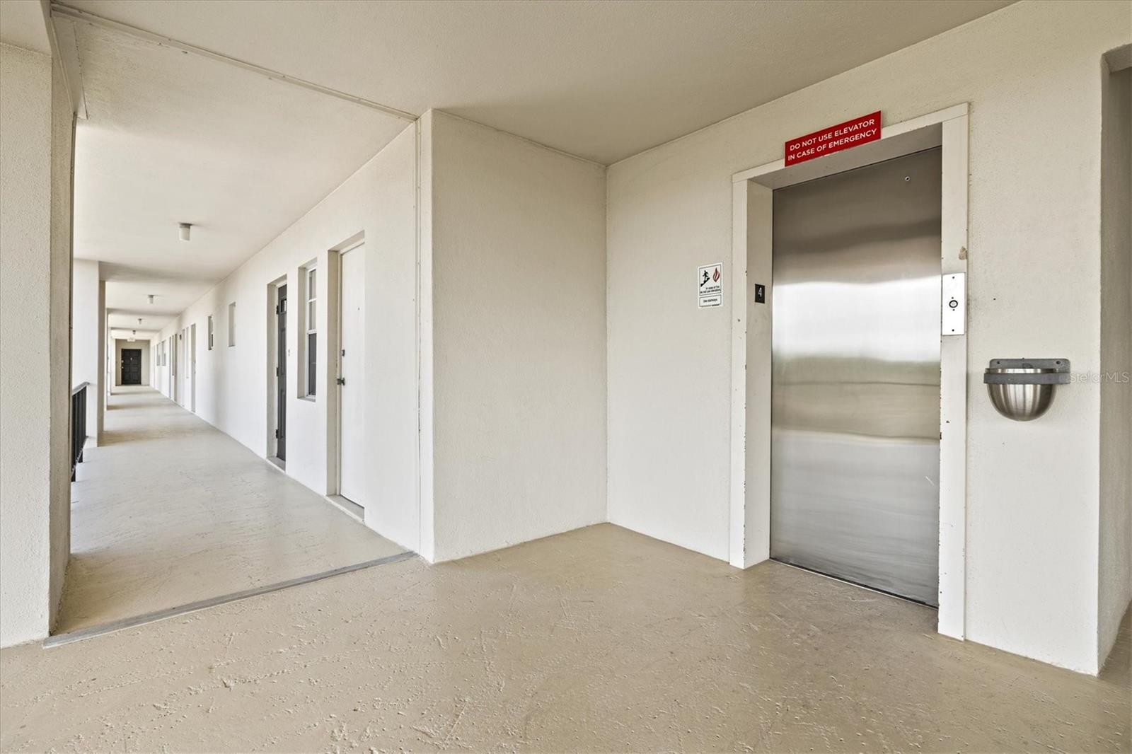 PALM-AIRE DESOTO LAKES CC APT CONDO - Residential