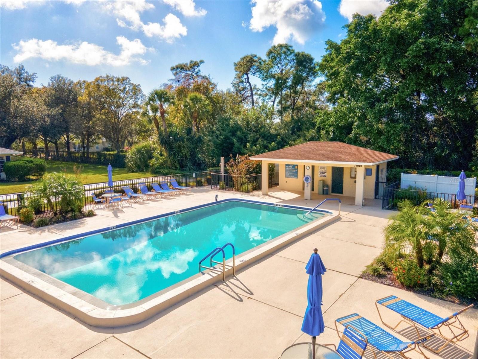 PALM-AIRE DESOTO LAKES CC APT CONDO - Residential