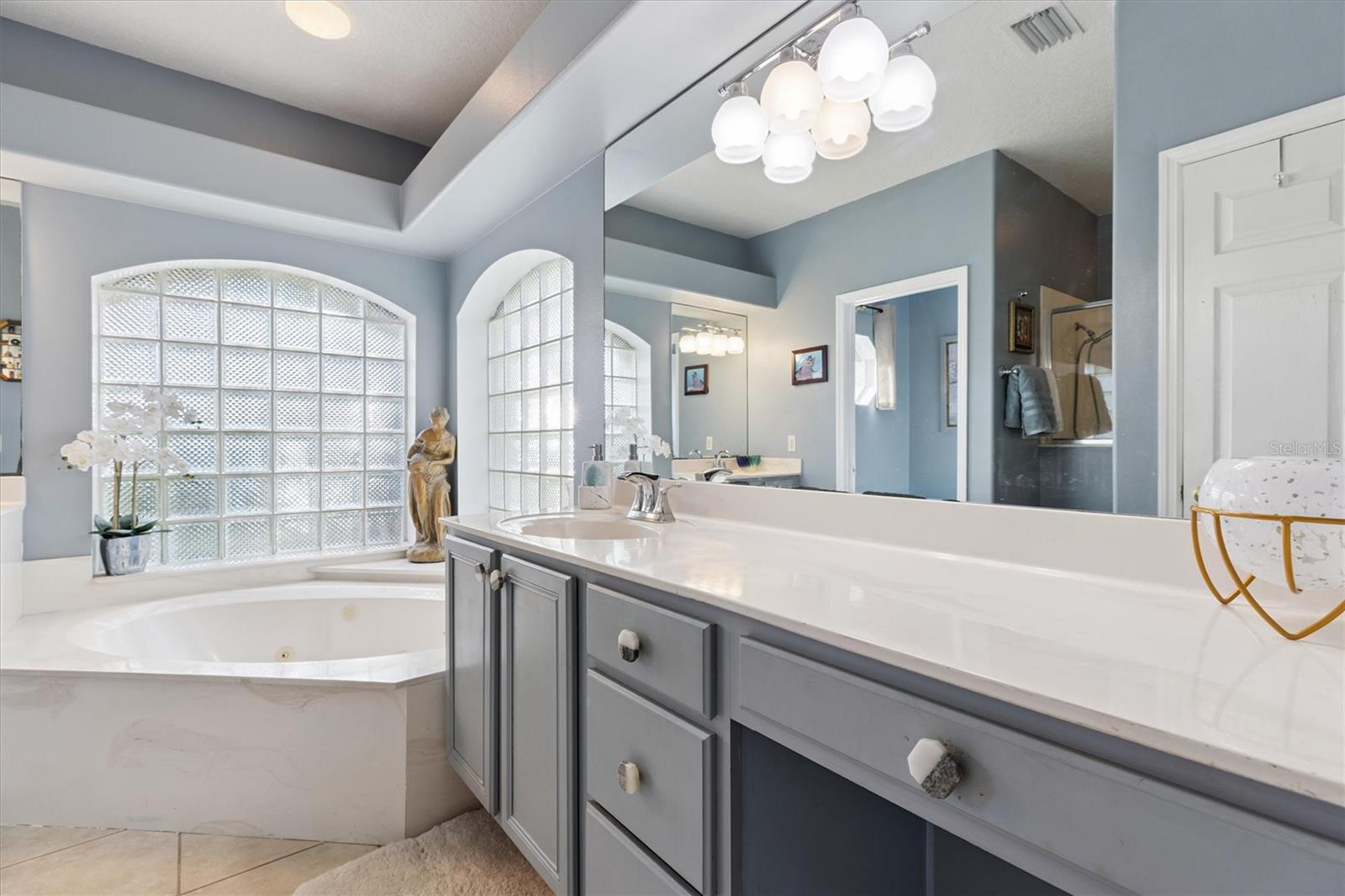 LOCKMAR ACRES - Residential