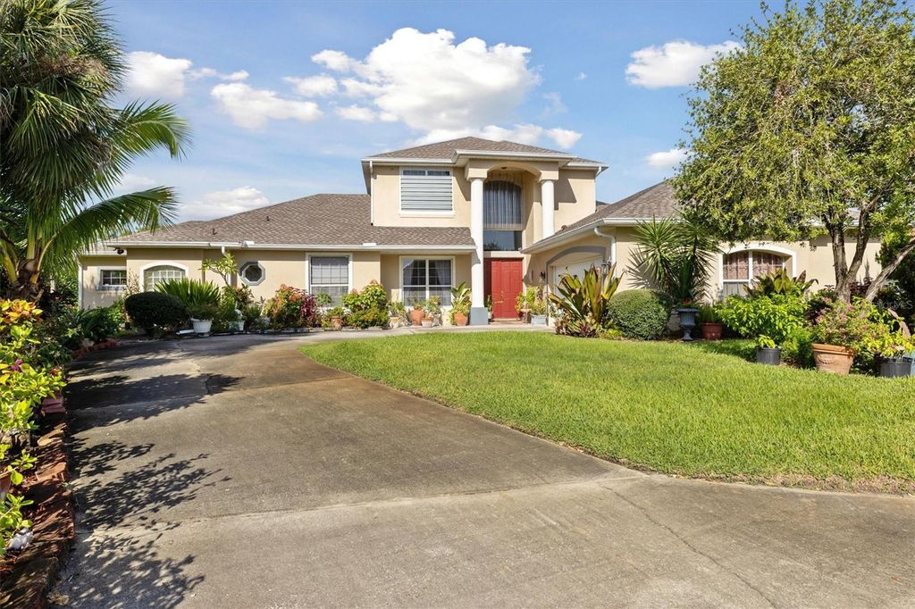 Photo of 914 Sierra Place NE, Palm Bay, FL 32907 (MLS # S5134873)