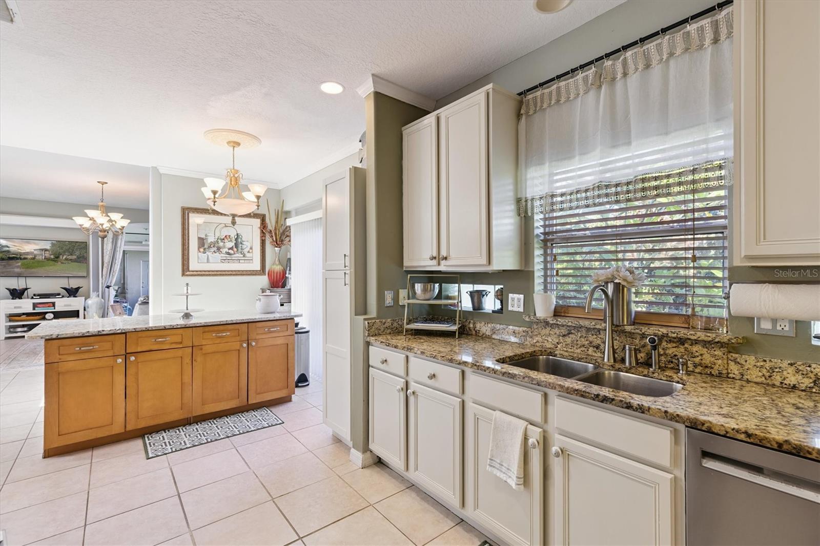 LOCKMAR ACRES - Residential
