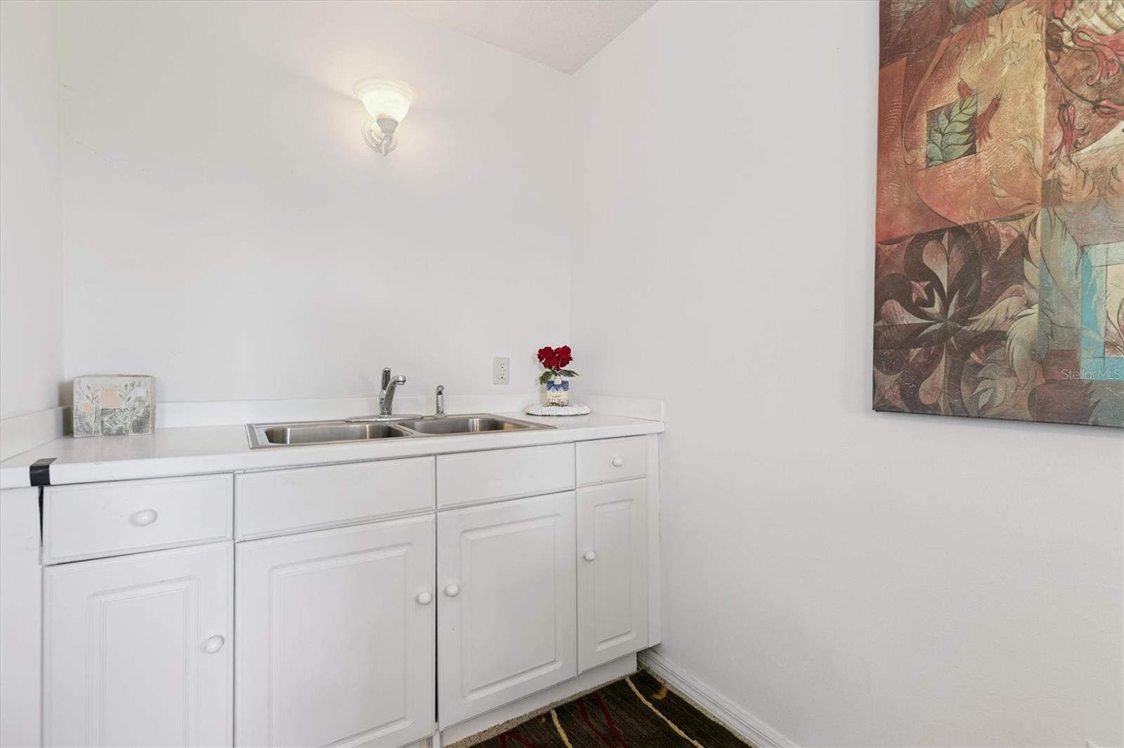 LOCKMAR ACRES - Residential
