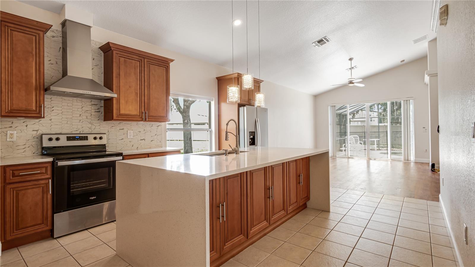 846 ANDALUSIA LOOP
