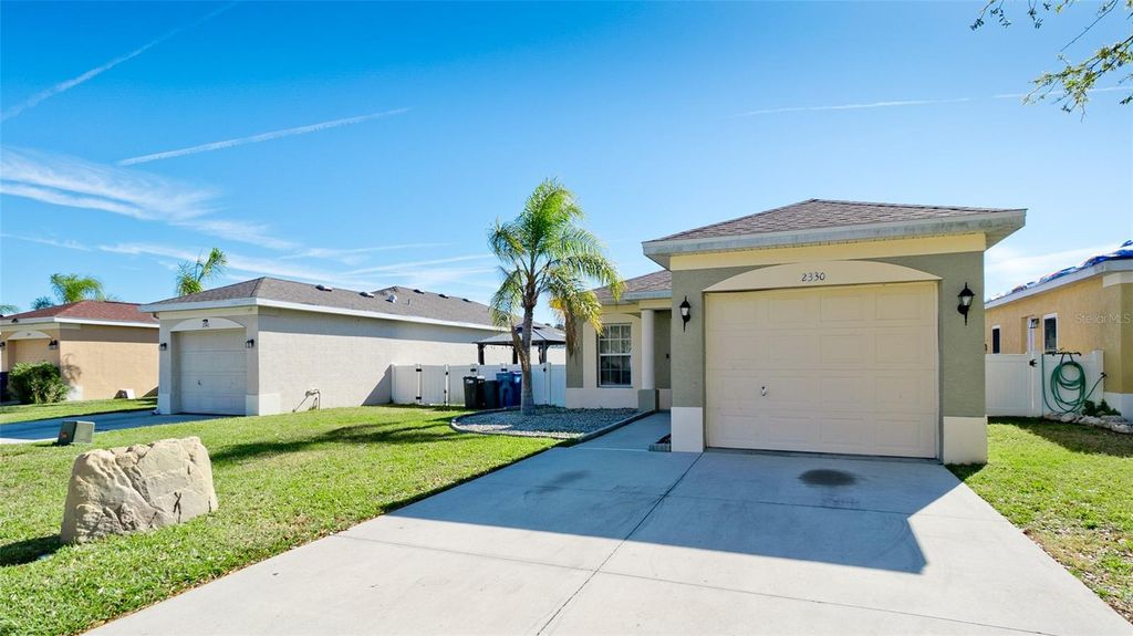 Photo of 2330 28th Avenue E, Palmetto, FL 34221 (MLS # A4652482)