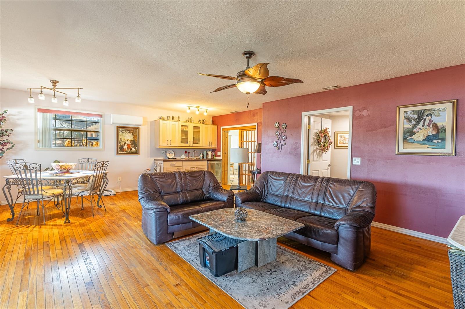 MASON VILLA - Residential