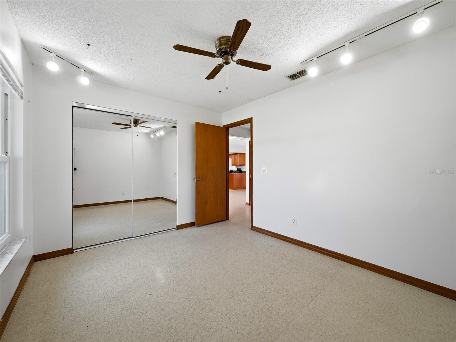 FLORIDA SHORES UN 9 - Residential