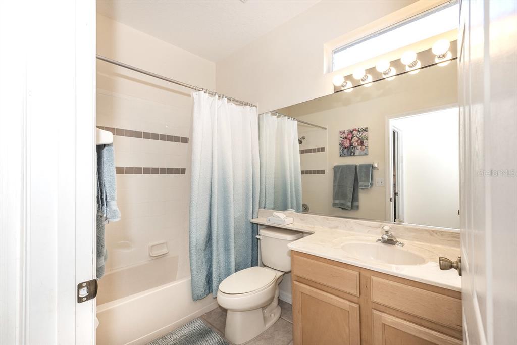 GLENN LAKES PH 3 - Residential Lease