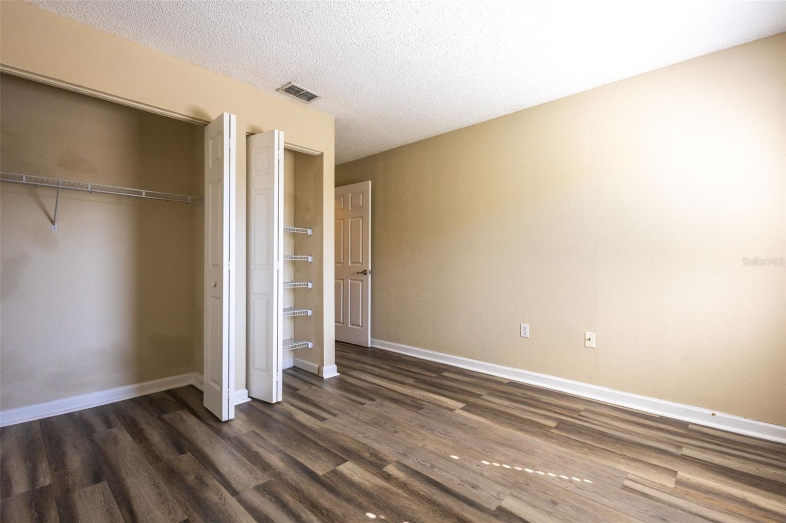 BELLA VISTA ON LAKE SEMINOLE - Residential