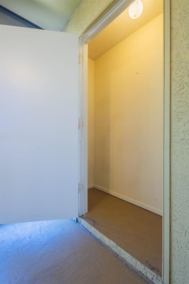 BELLA VISTA ON LAKE SEMINOLE - Residential