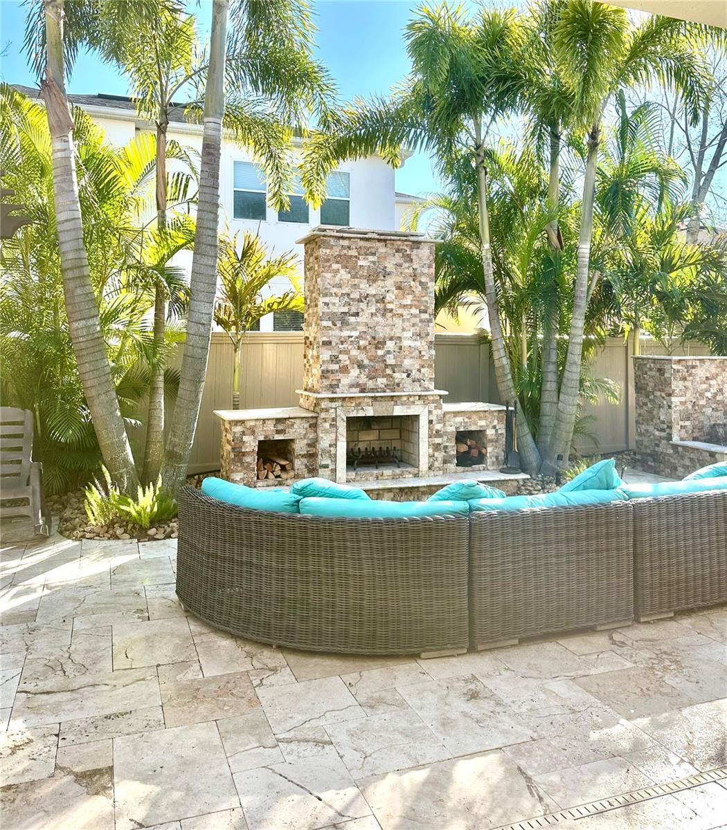 RETREAT AT CARROLLWOOD - Residential