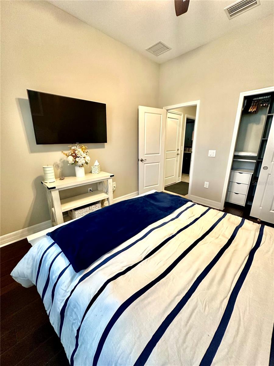 RETREAT AT CARROLLWOOD - Residential