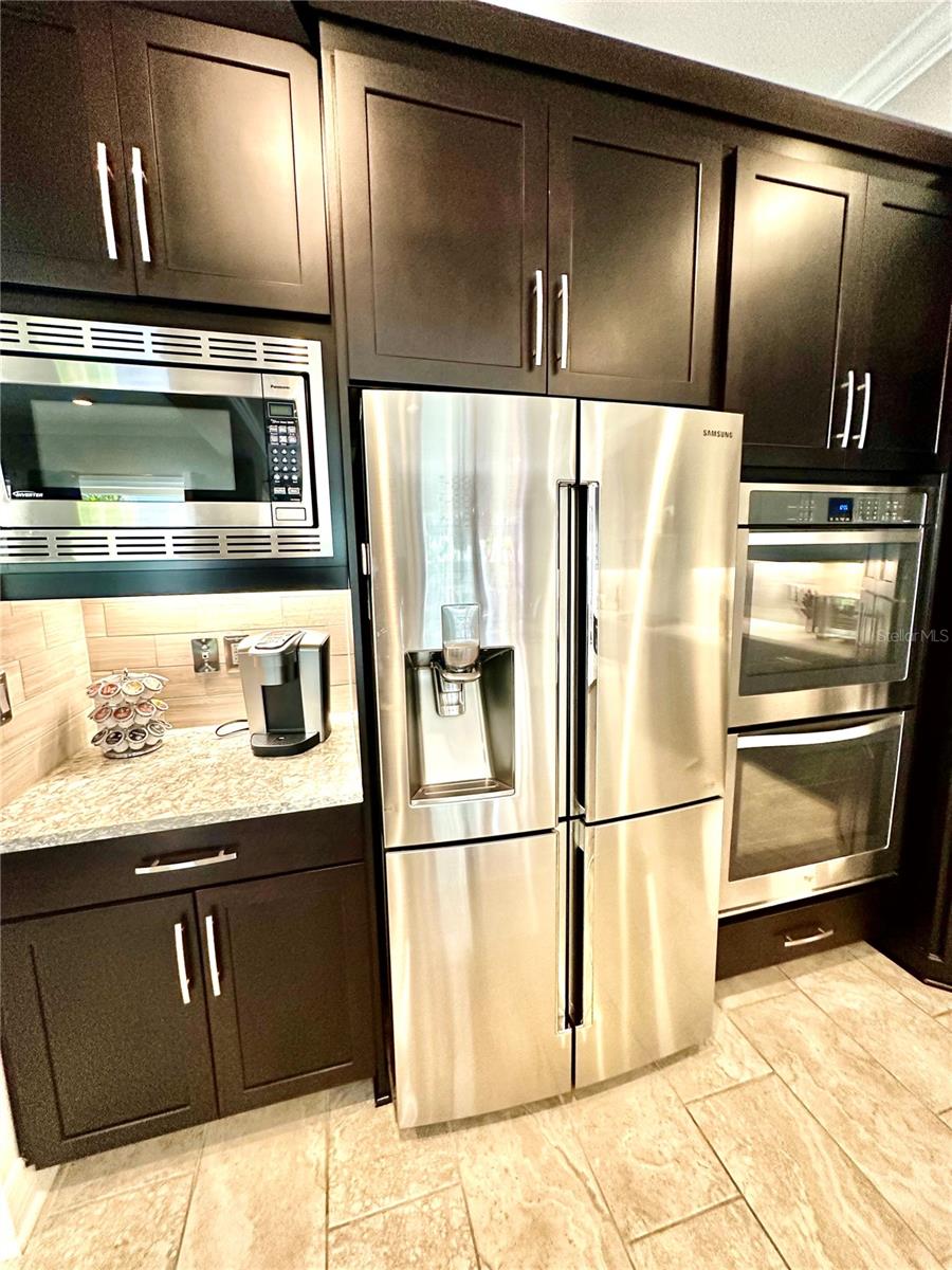 RETREAT AT CARROLLWOOD - Residential
