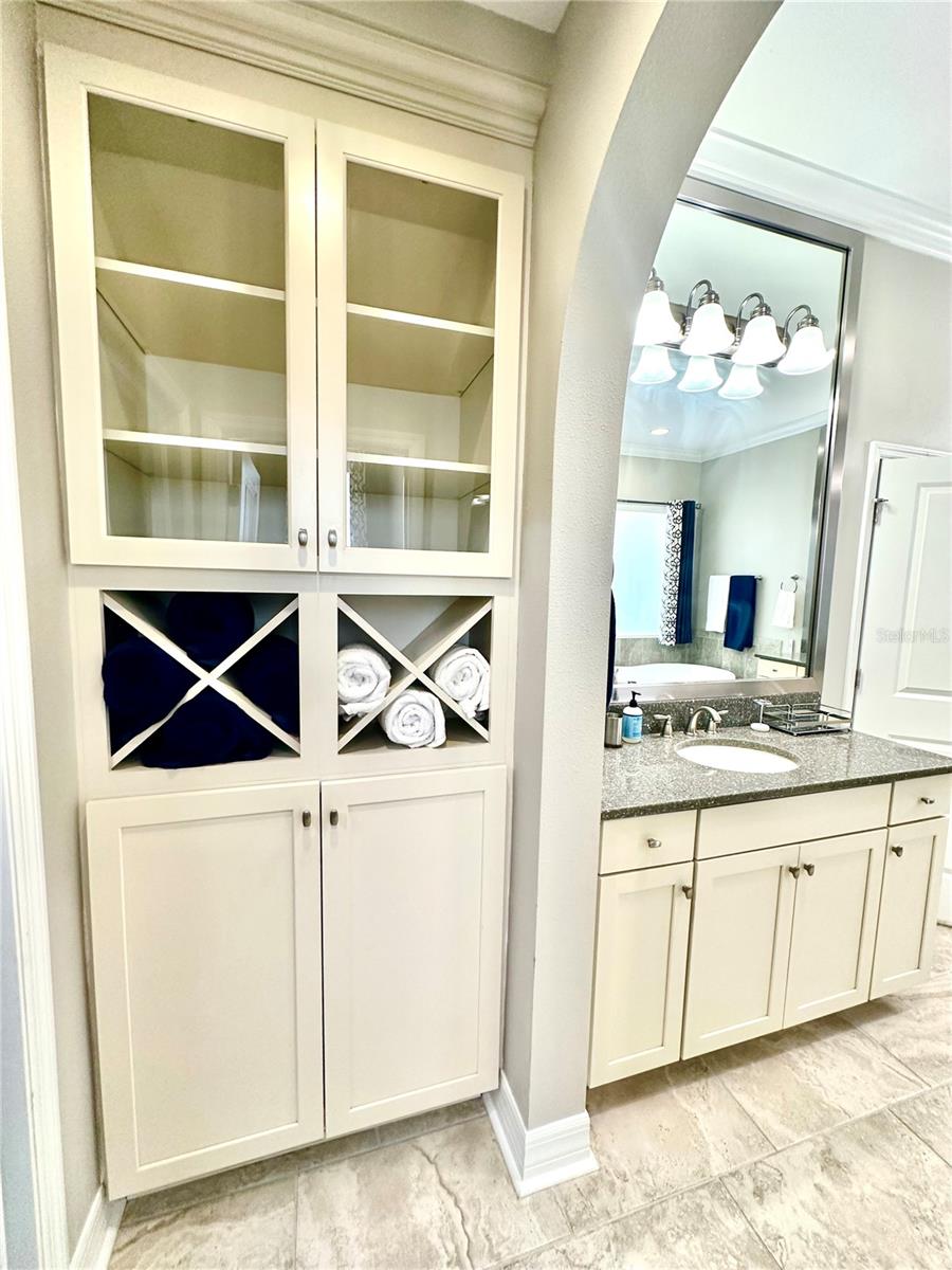 RETREAT AT CARROLLWOOD - Residential