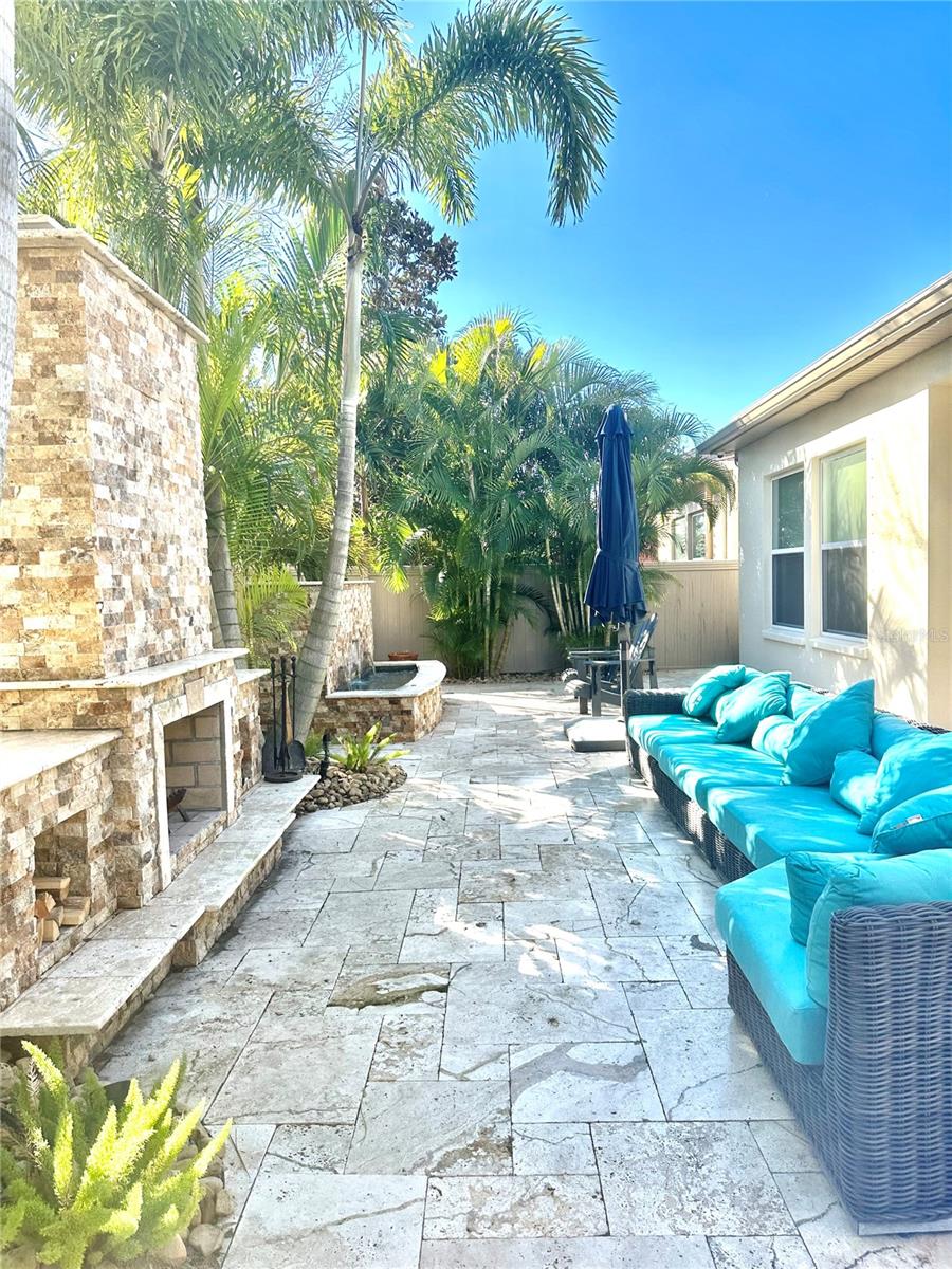 RETREAT AT CARROLLWOOD - Residential