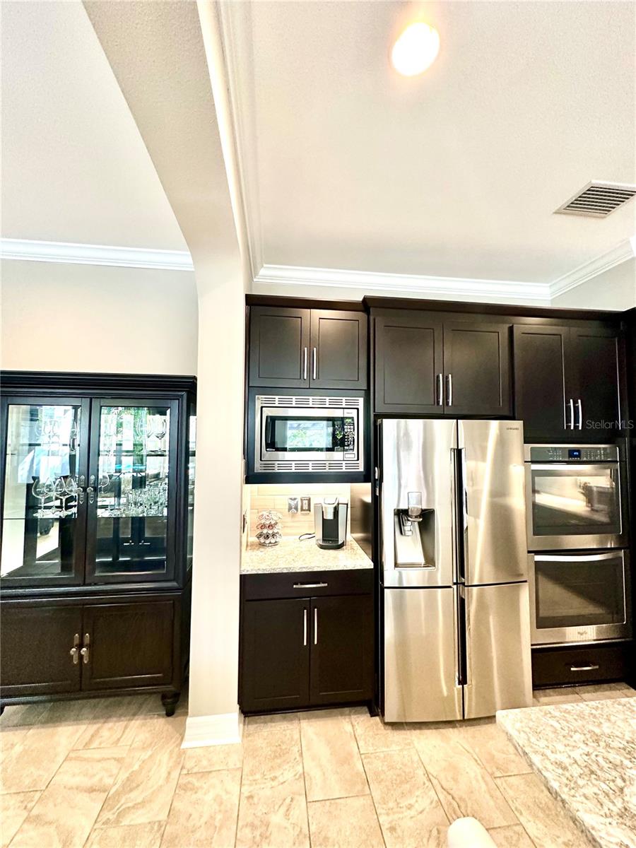 RETREAT AT CARROLLWOOD - Residential