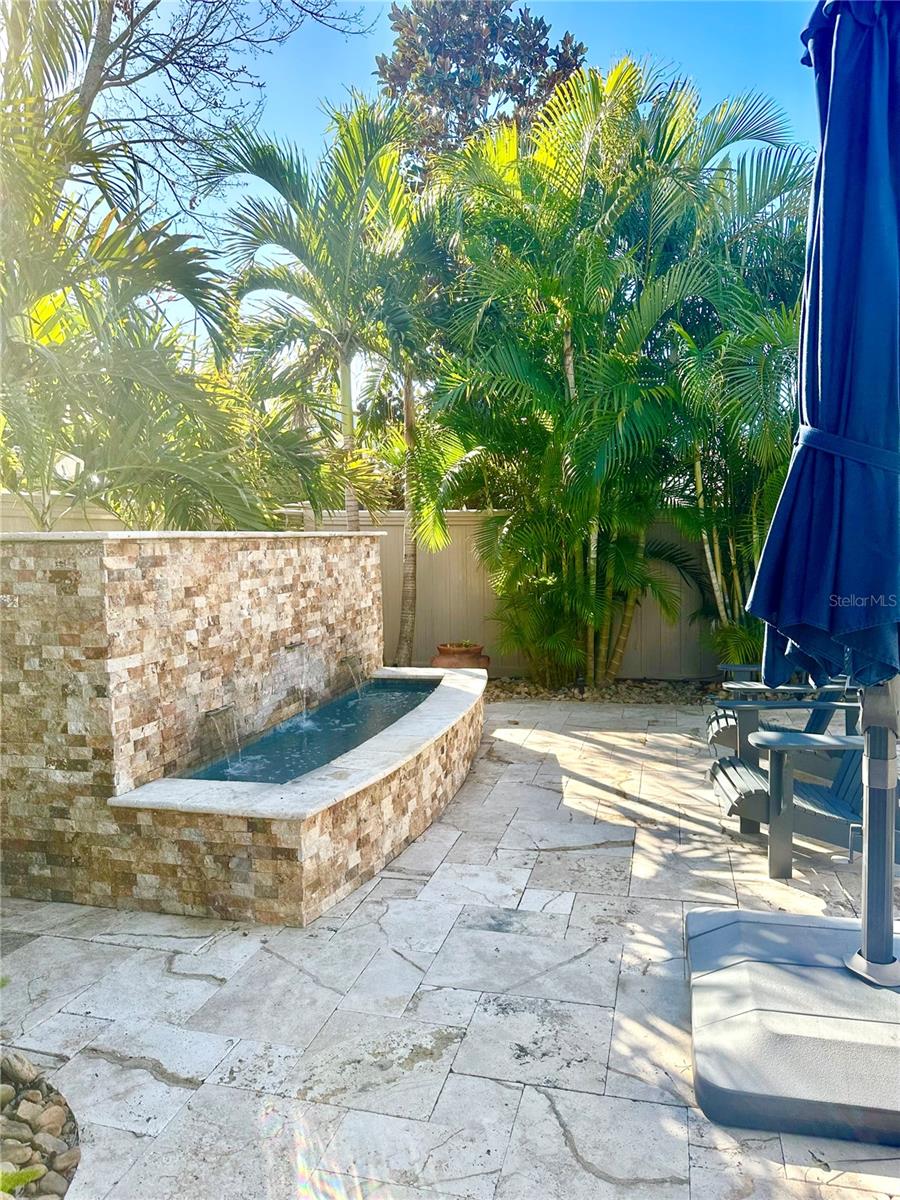 RETREAT AT CARROLLWOOD - Residential