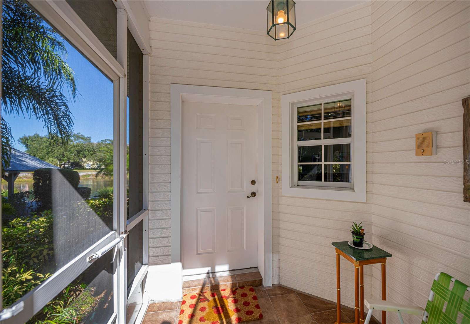 HERITAGE OAK PARK- WATERS EDGE VILLAS - Residential