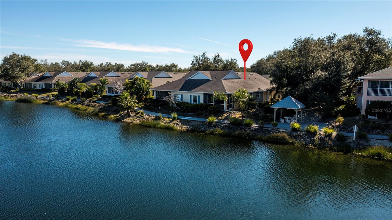 HERITAGE OAK PARK- WATERS EDGE VILLAS - Residential