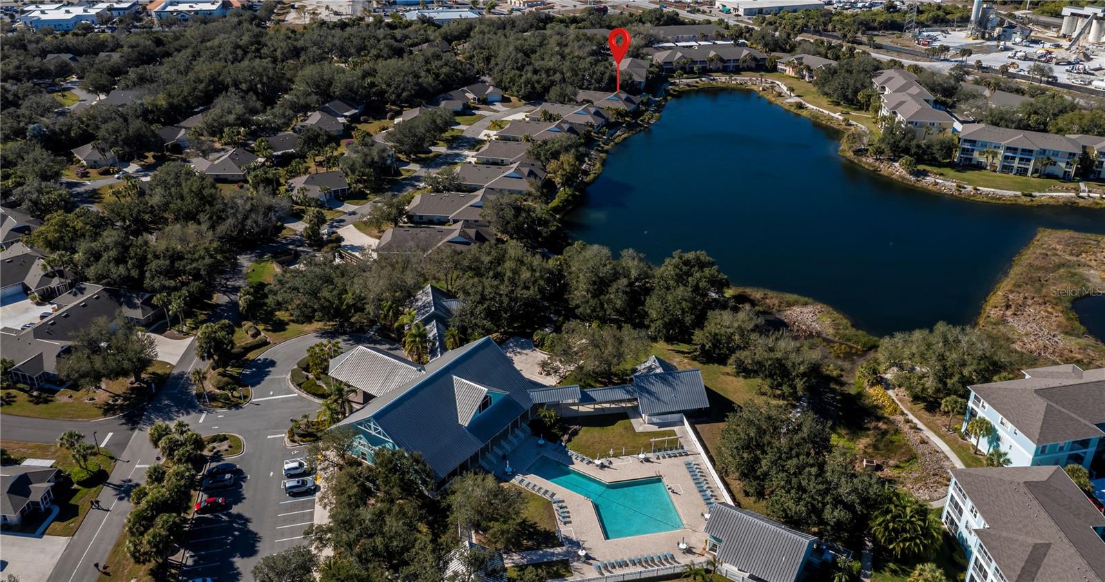 HERITAGE OAK PARK- WATERS EDGE VILLAS - Residential