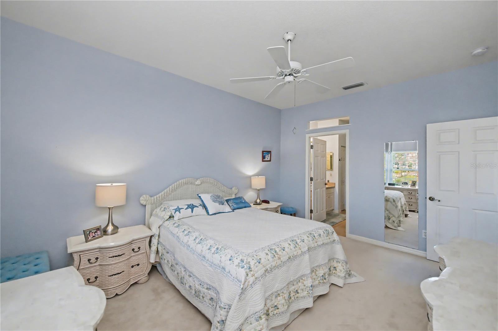 HERITAGE OAK PARK- WATERS EDGE VILLAS - Residential