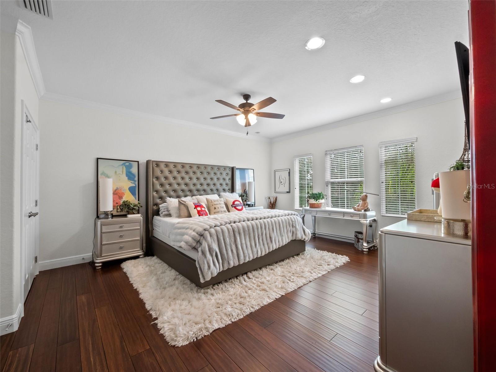 LAKE DAVIS RESERVE - Residential