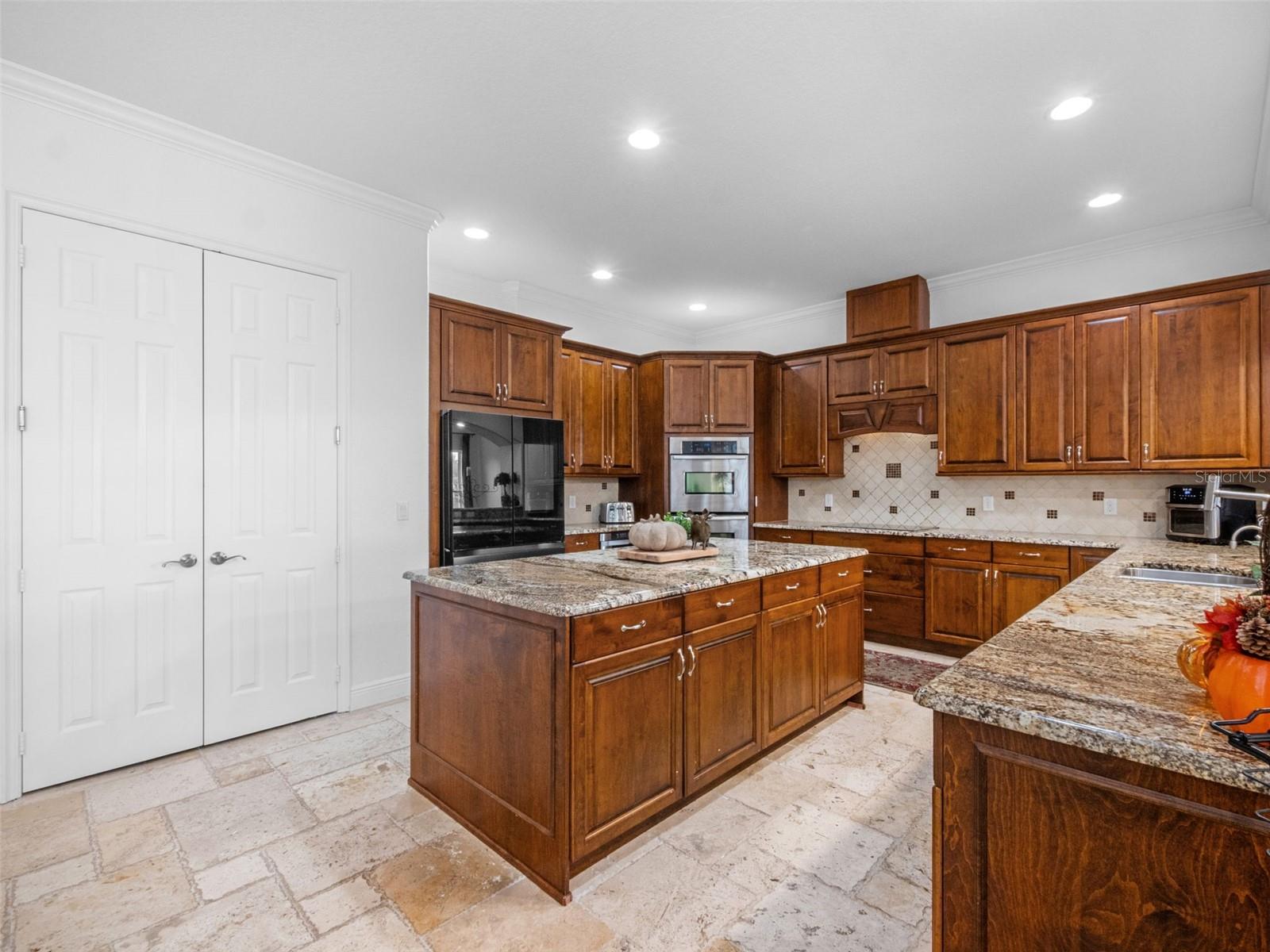 LAKE DAVIS RESERVE - Residential