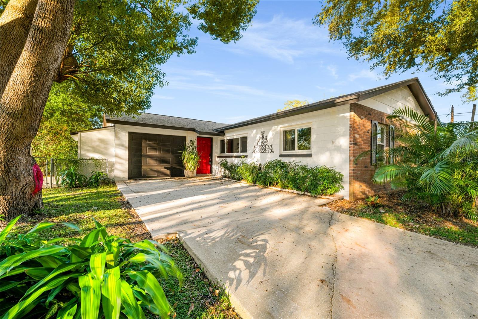 329 TANGERINE STREET