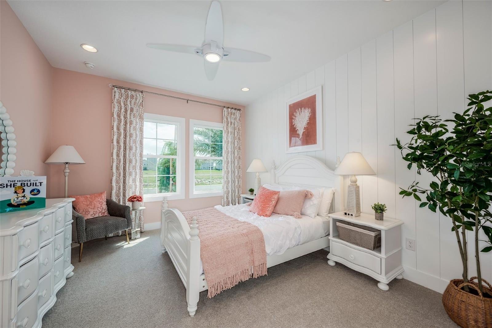 STAR FARMS - Residential