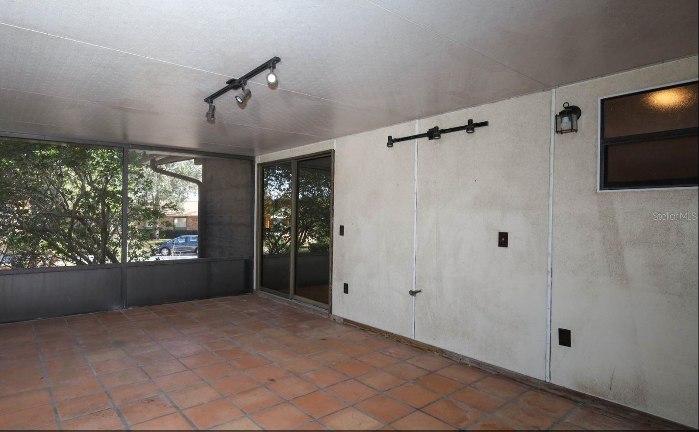 ROYAL OAK GOLF & COUNTRY CLUB SEC 07 - Residential