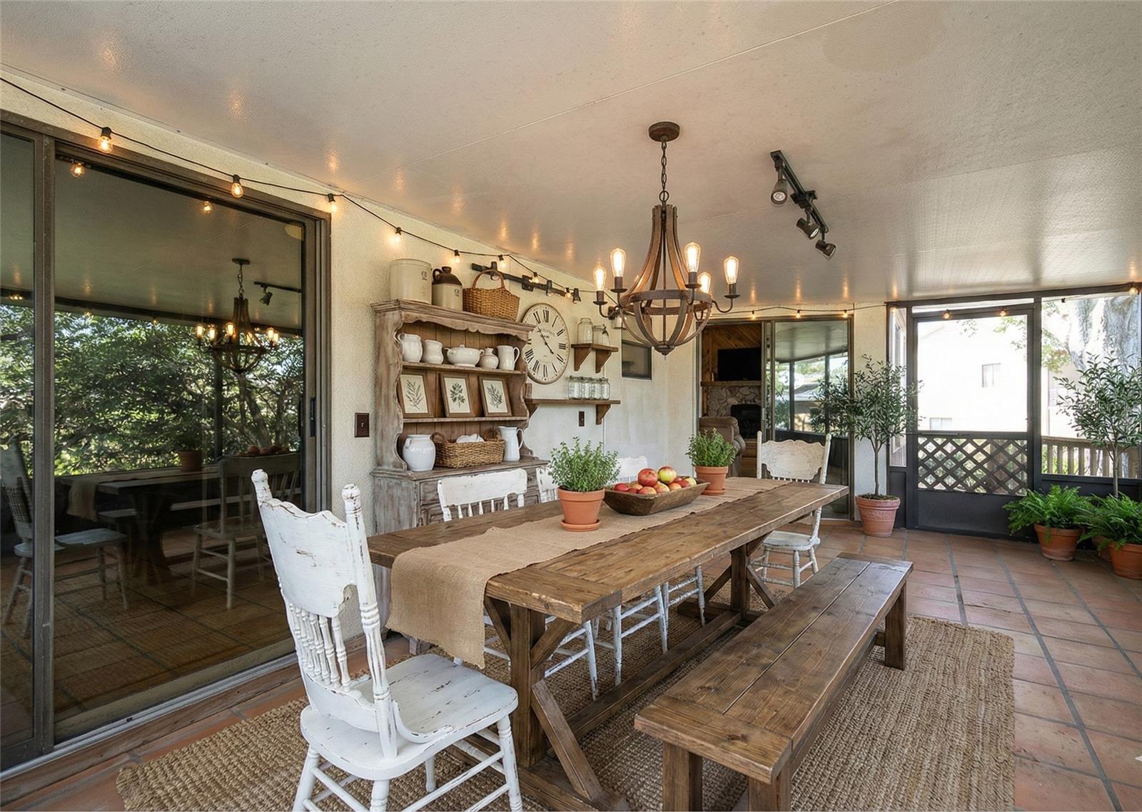 ROYAL OAK GOLF & COUNTRY CLUB SEC 07 - Residential