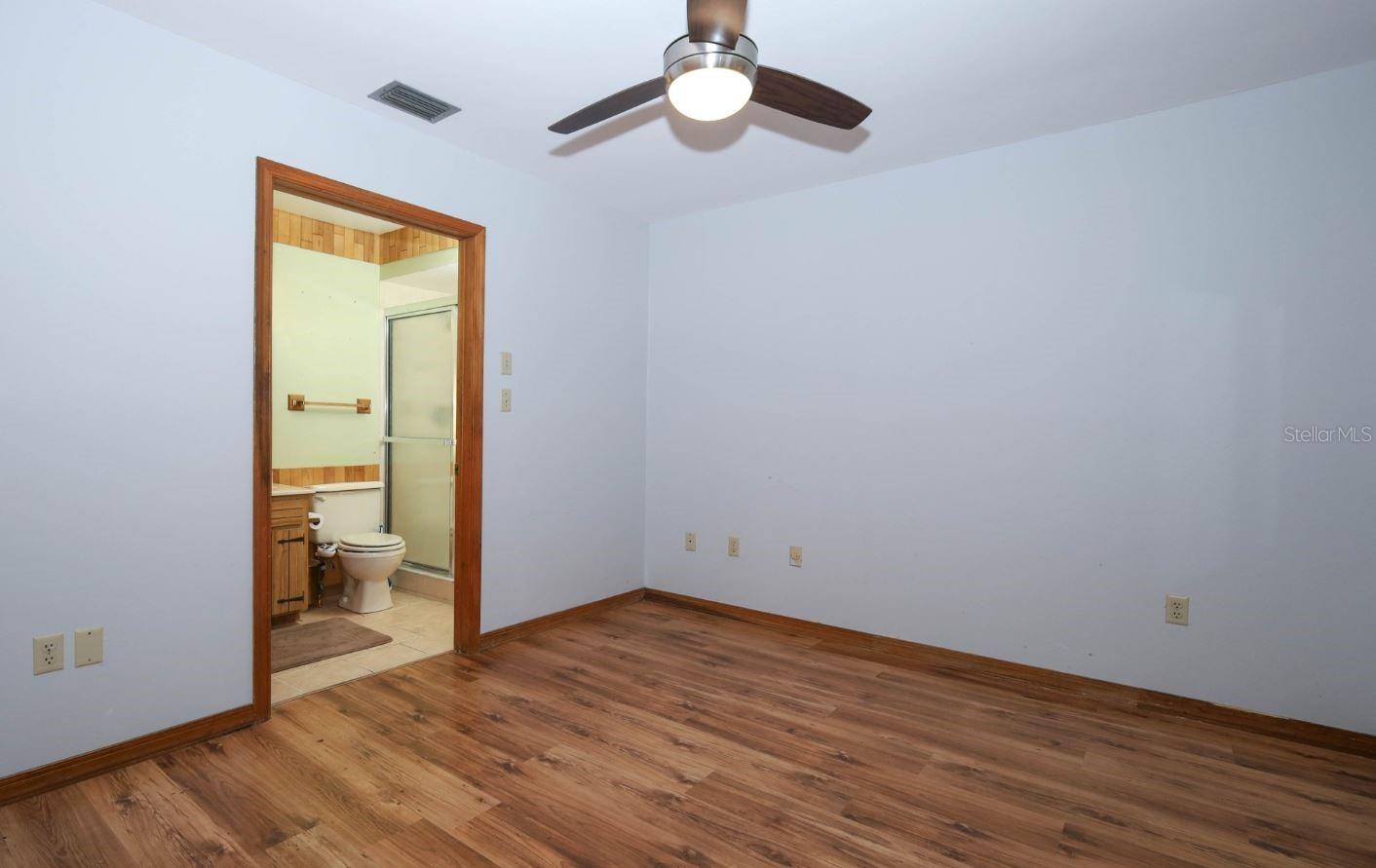 ROYAL OAK GOLF & COUNTRY CLUB SEC 07 - Residential