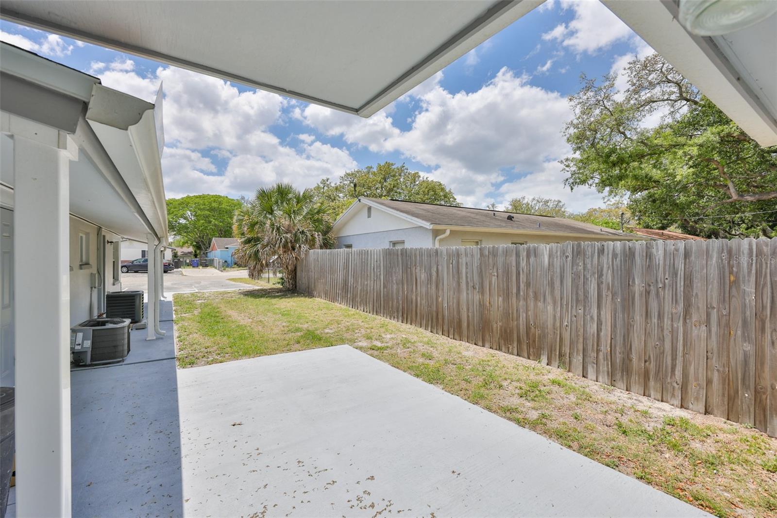 DODGE CITY - Residential Lease