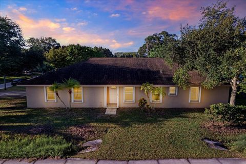 A home in PINELLAS PARK