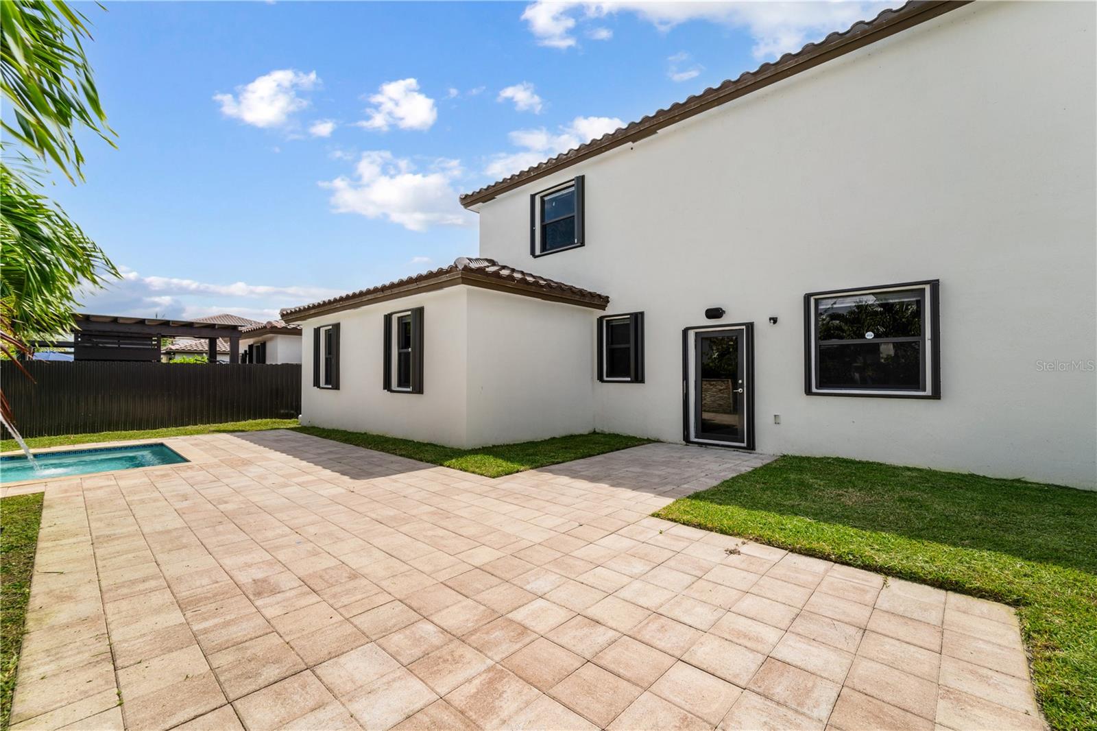 HERRAN-BARKETT SUB - Residential