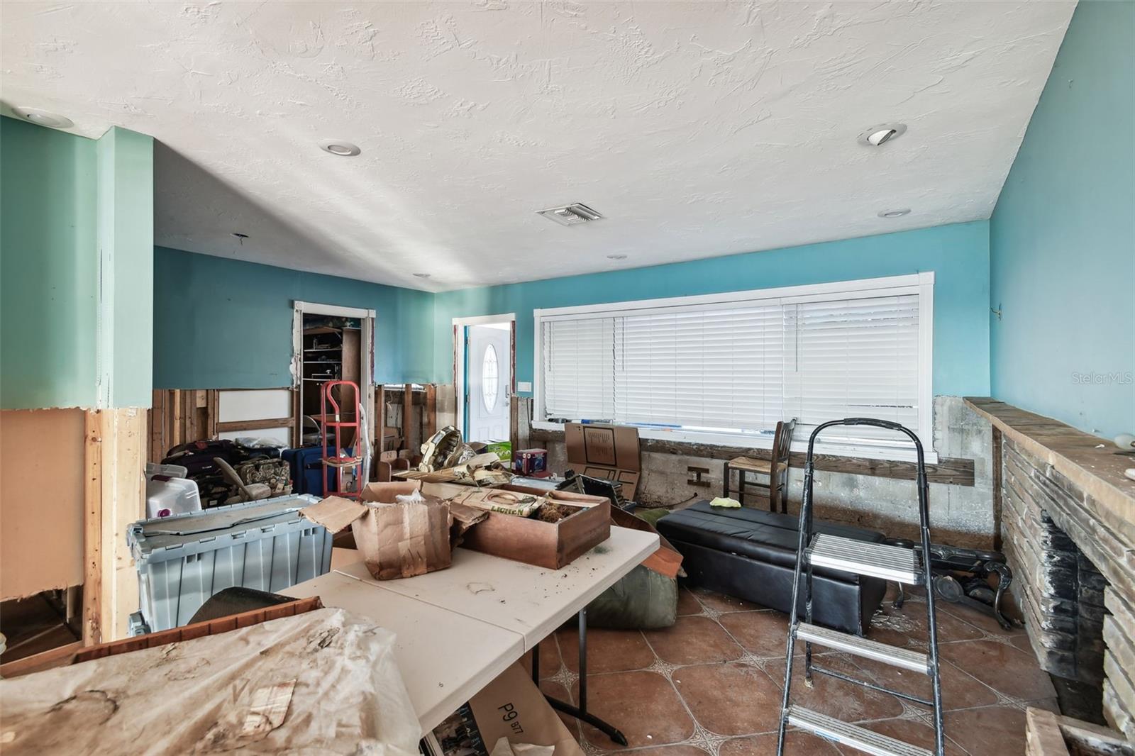 VENETIAN POINT - Residential