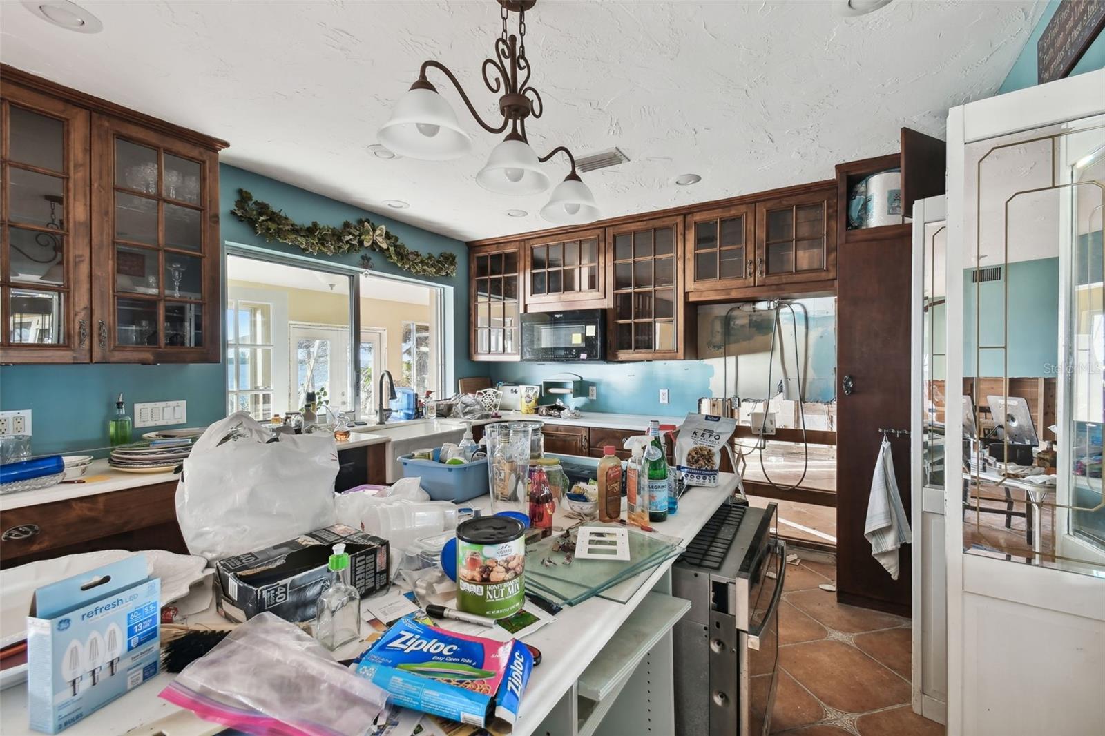 VENETIAN POINT - Residential