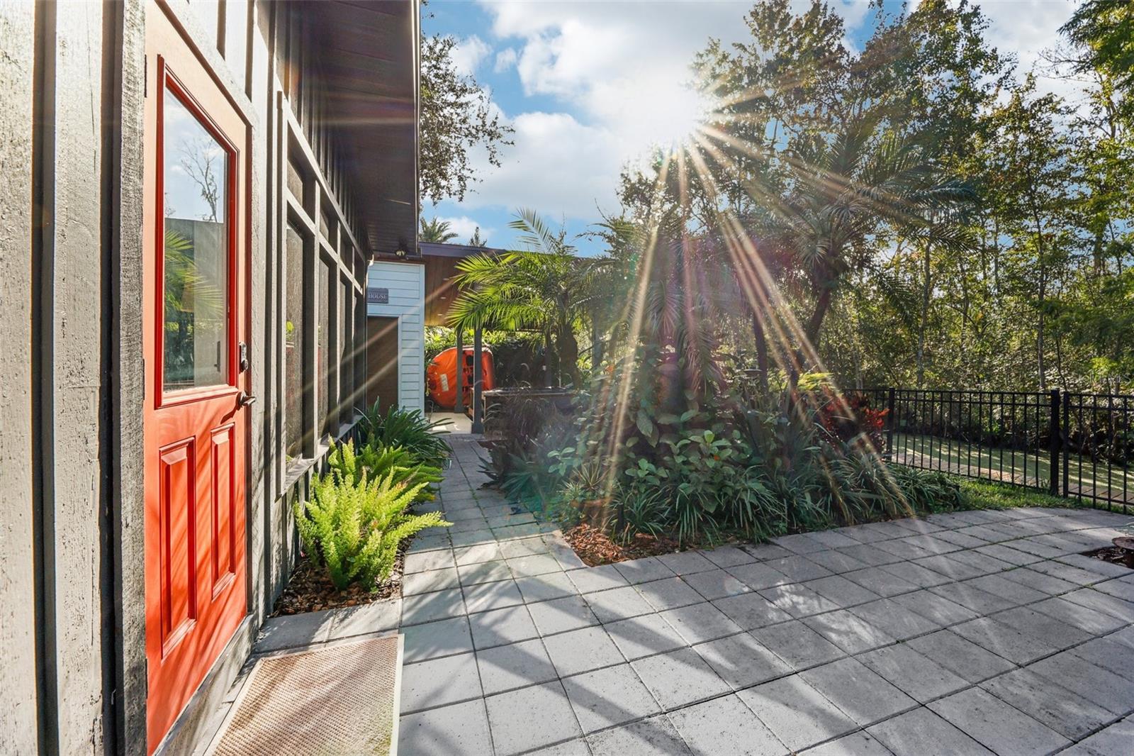 MAITLAND SHORES - Residential