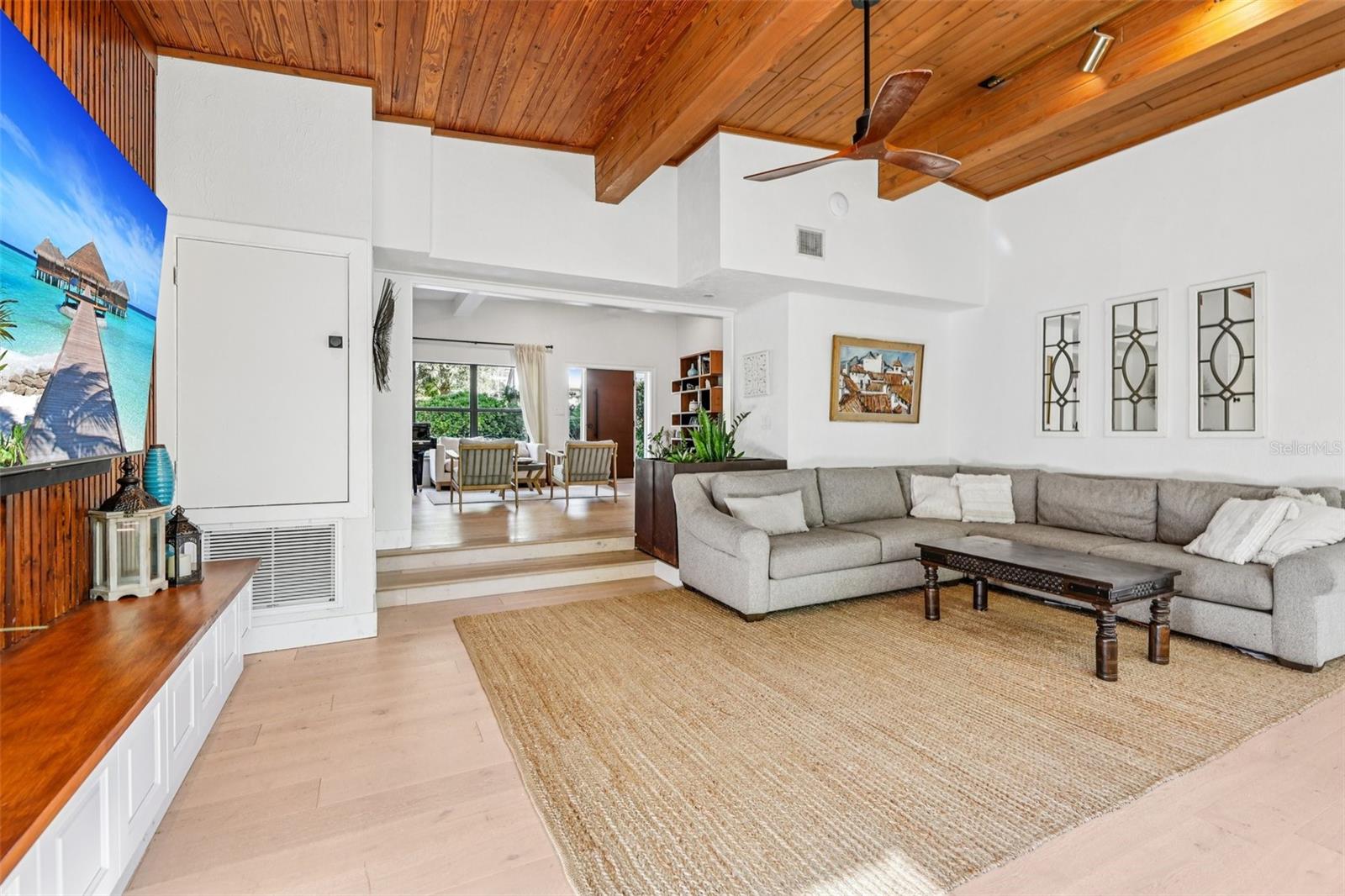 MAITLAND SHORES - Residential